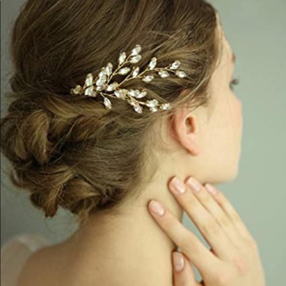 Gold Swarovski Crystal Hairpiece - Picture 7 of 7